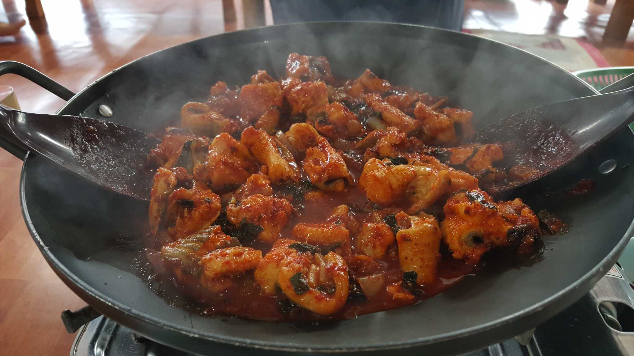 Yagyeonghoetjip (야경횟집) 3