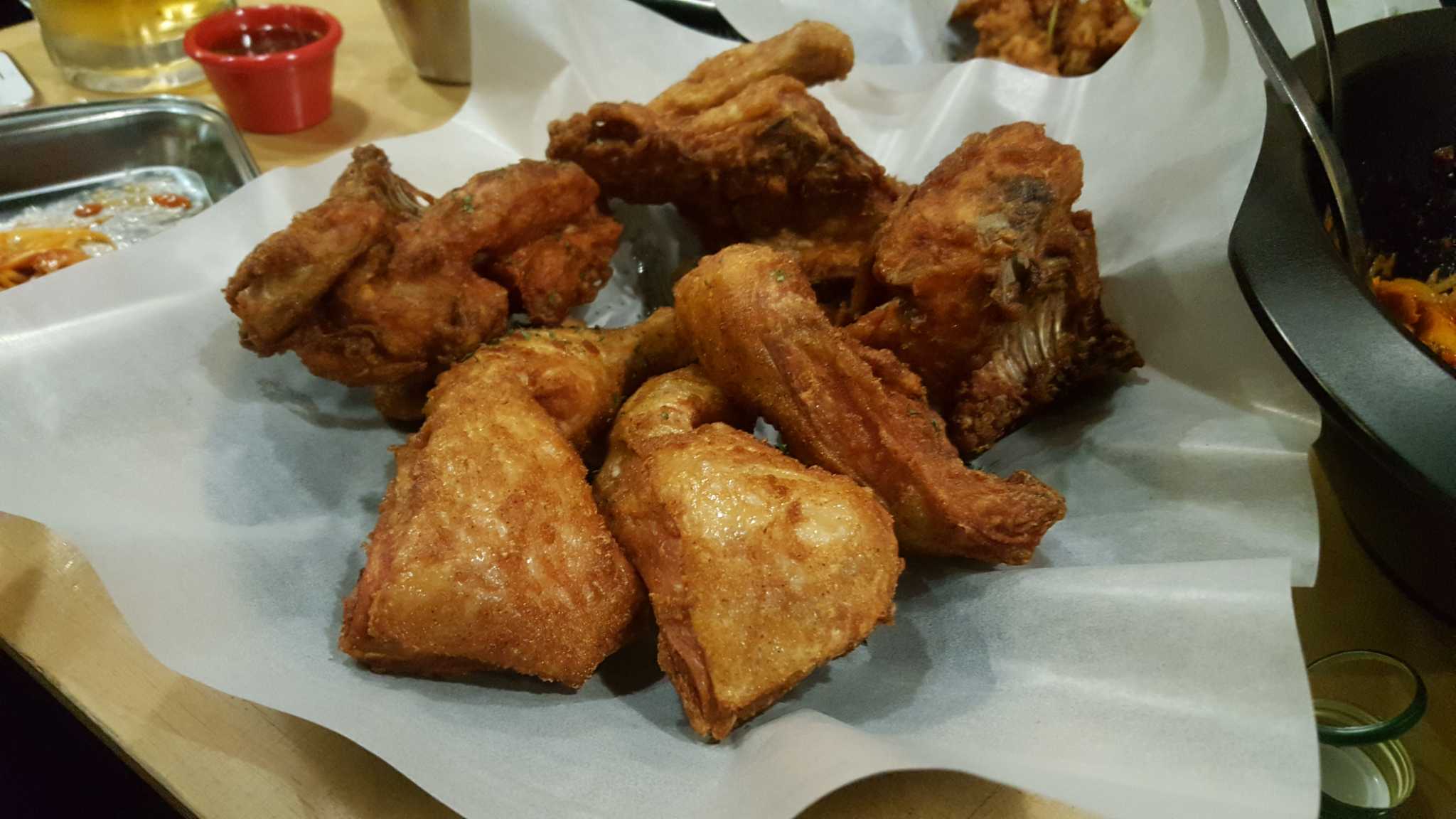 깐부치킨 공덕오거리점 사진 3