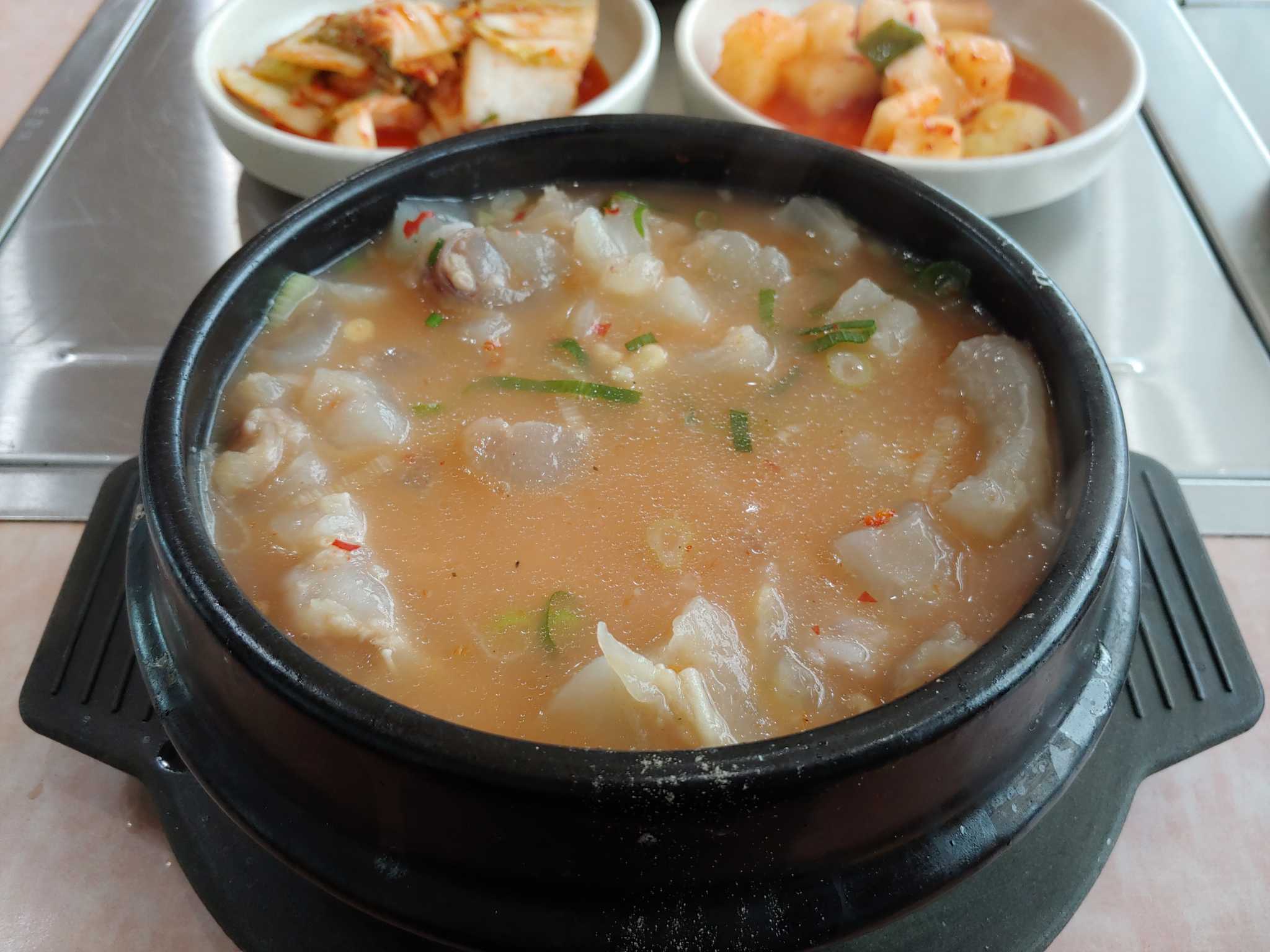 Cheongjindoganitang (청진도가니탕) 3