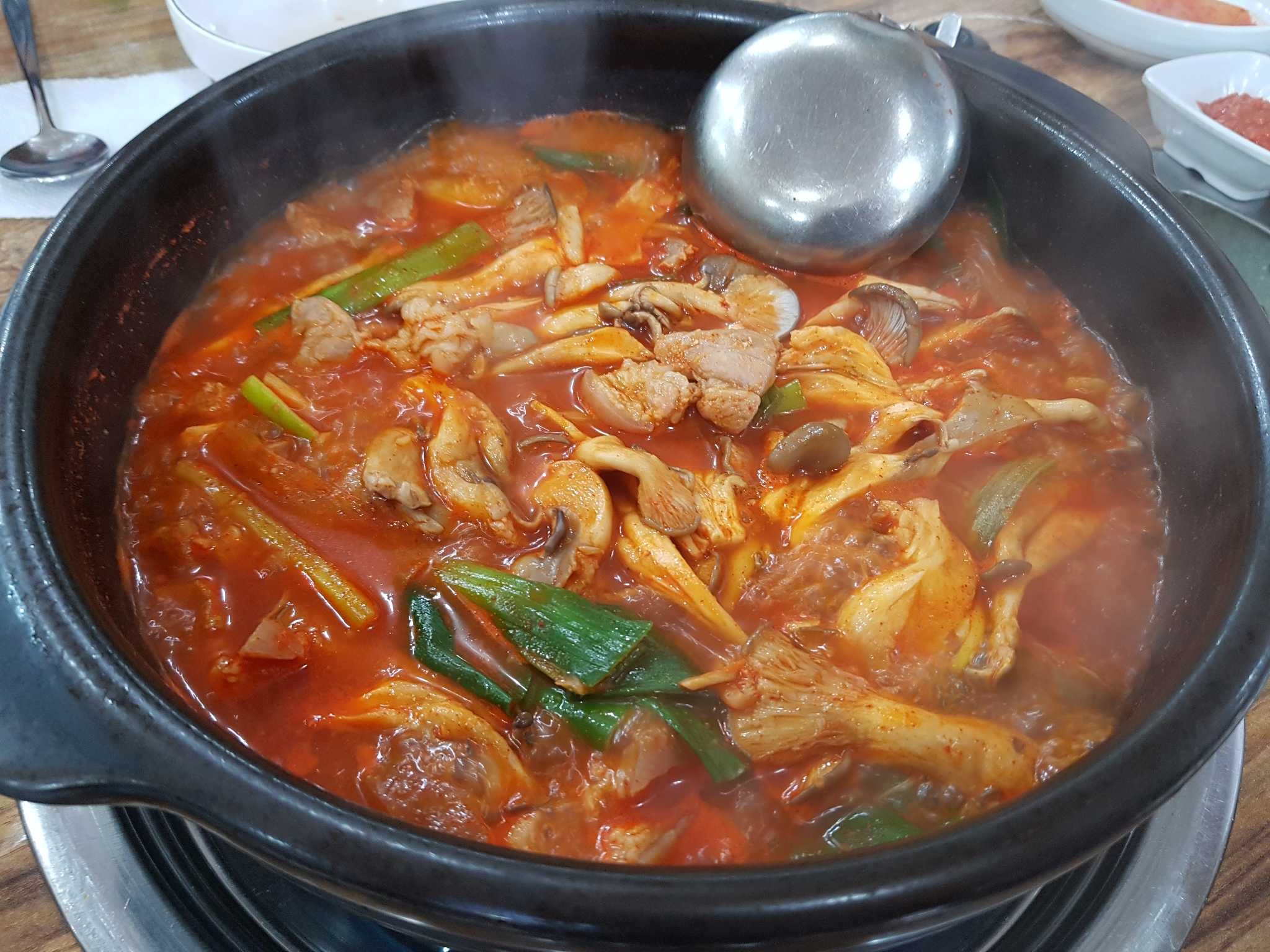 Jjageuljjageul (짜글짜글) 2