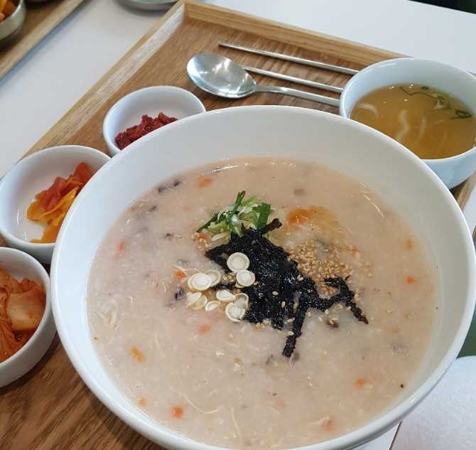 경천사탑 식당by두레 사진 5