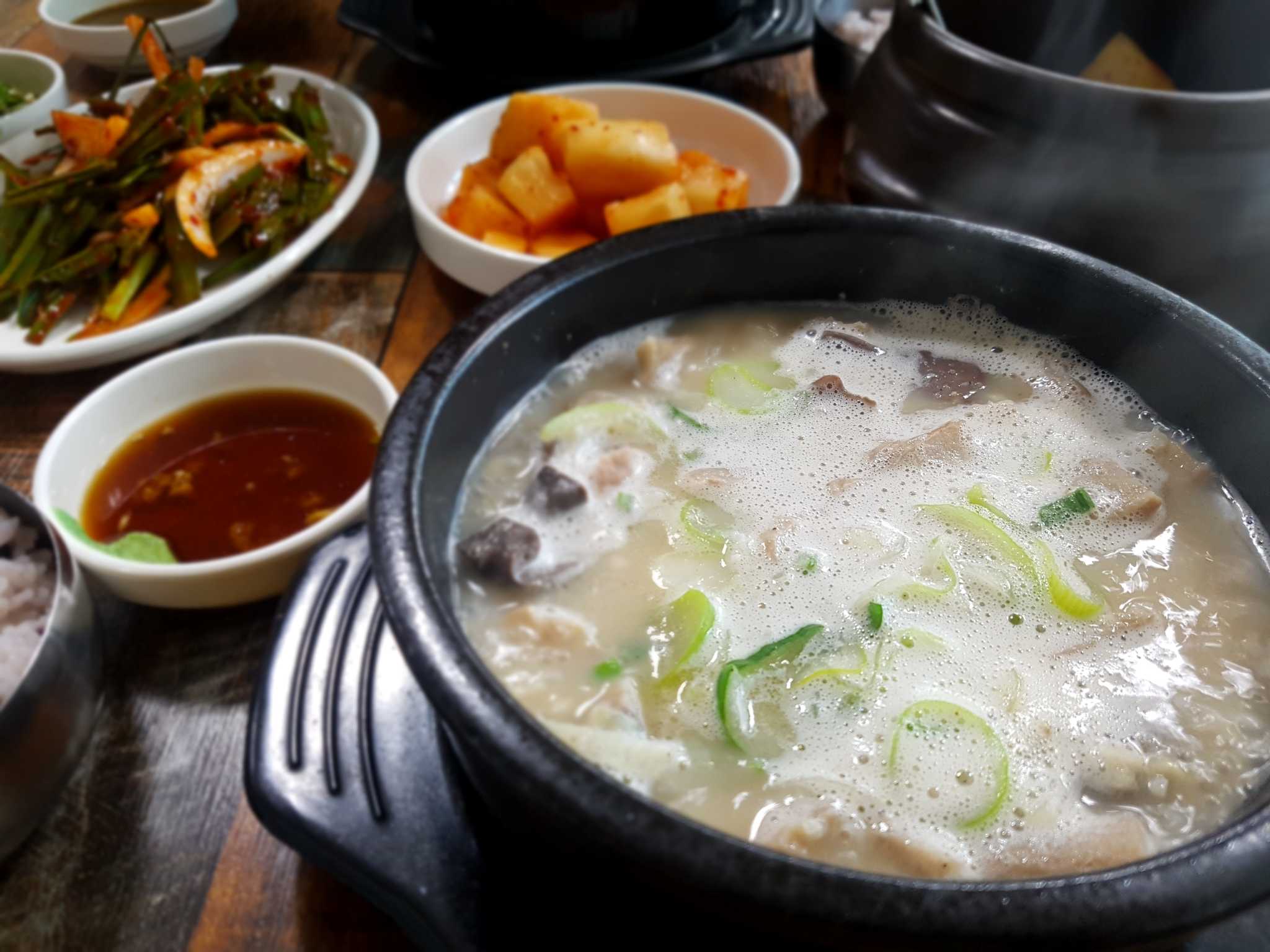 Paldohaejangguk (팔도해장국) 3