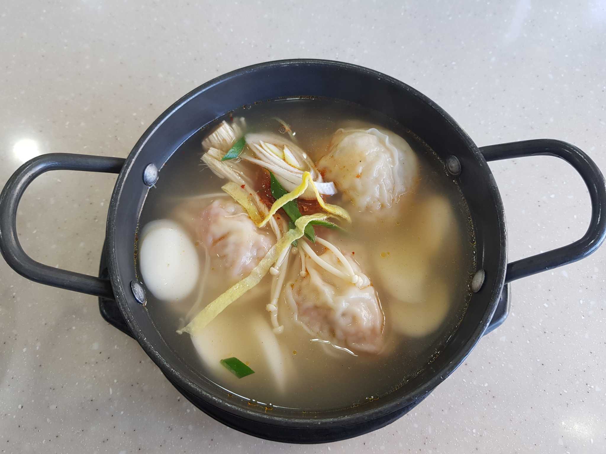 Sariwonmandu (사리원만두) 3