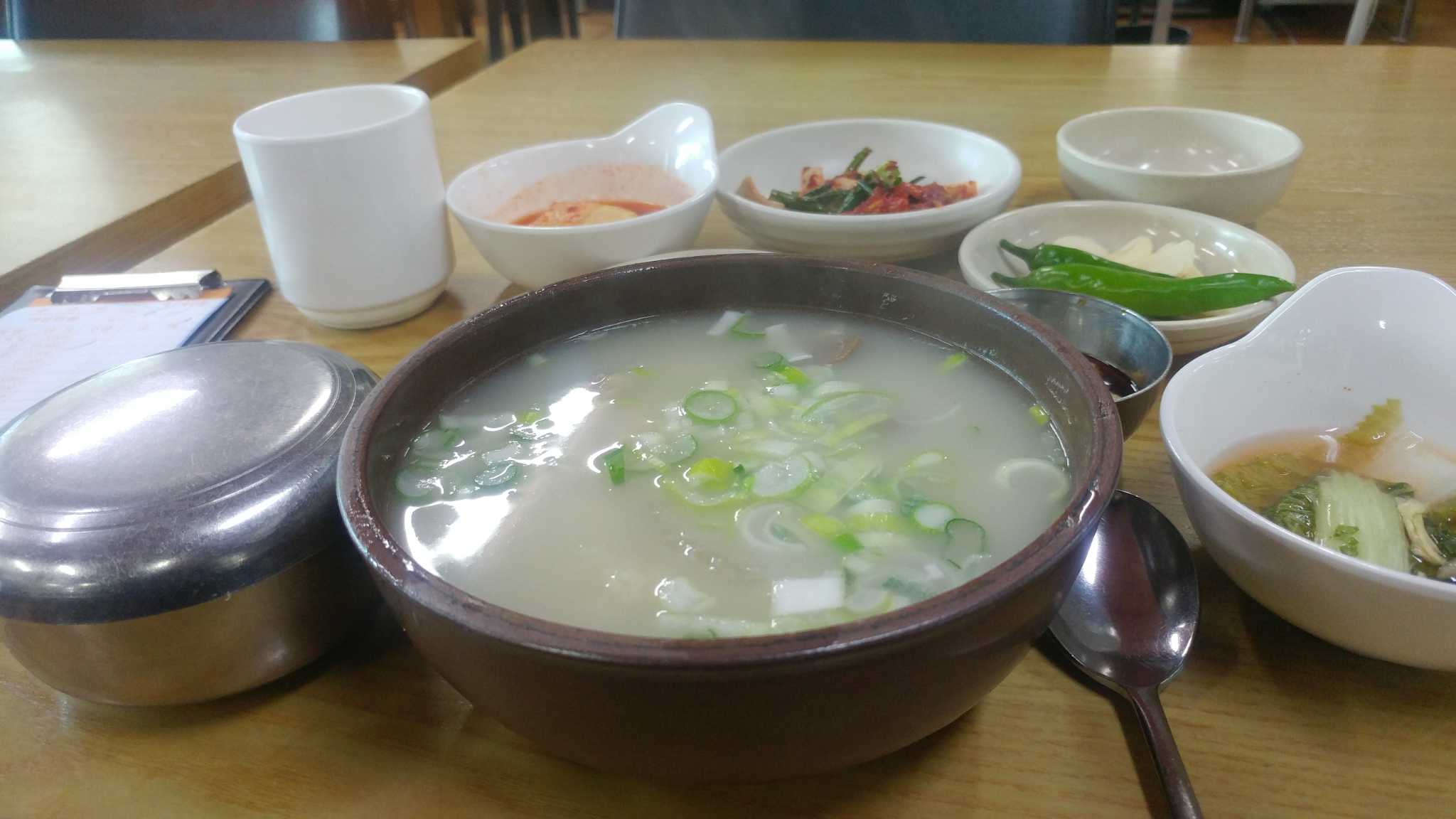 Wonjohyeonpungbaksoseonhalmaejipgomtang㈜ (원조현풍박소선할매집곰탕㈜) 2