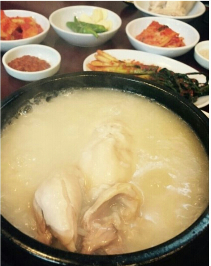 Wonjohanbangsamgyetang (원조한방삼계탕) 1
