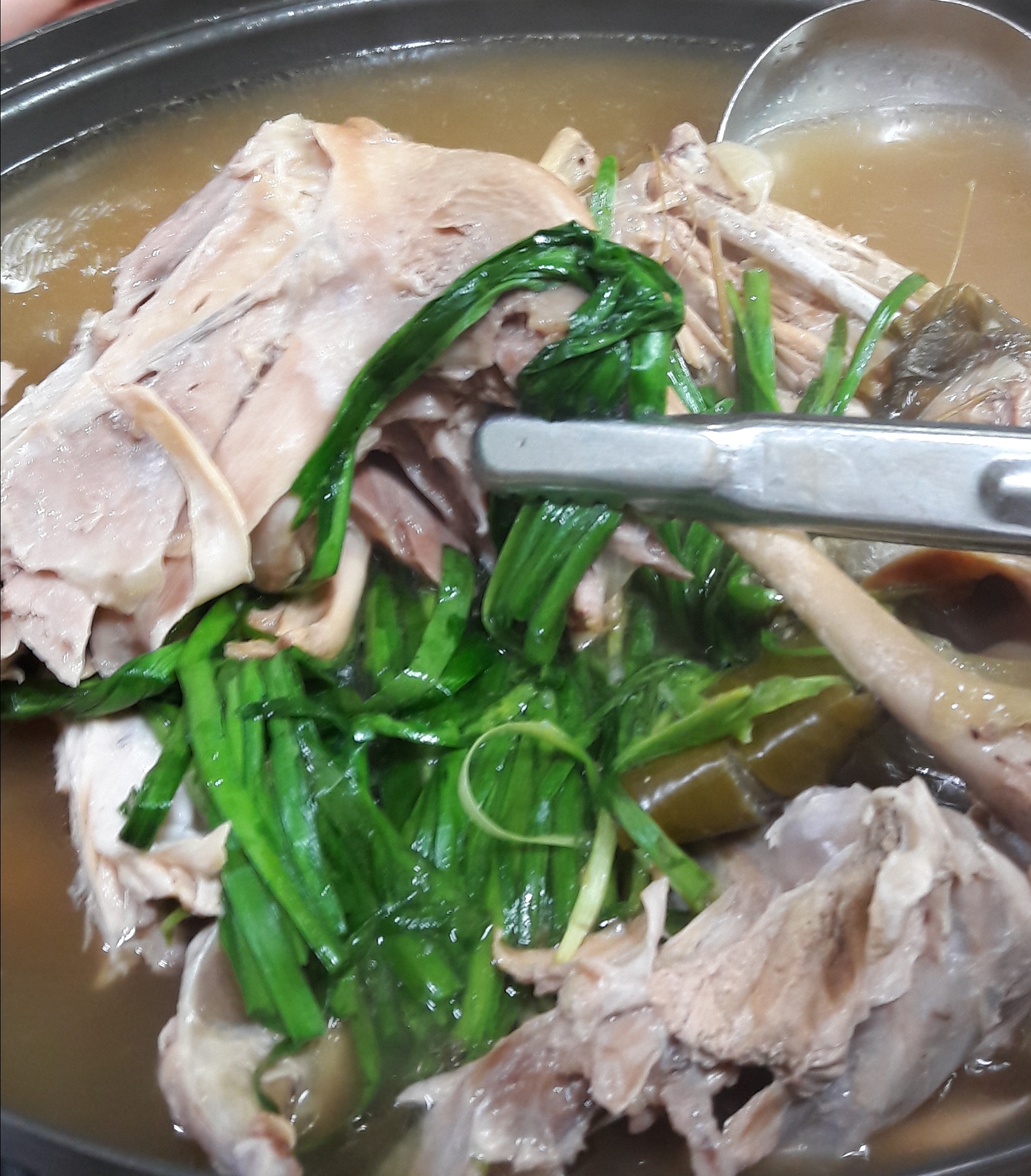 Goljjagunieomnanggu (골짜구니엄낭구) 2
