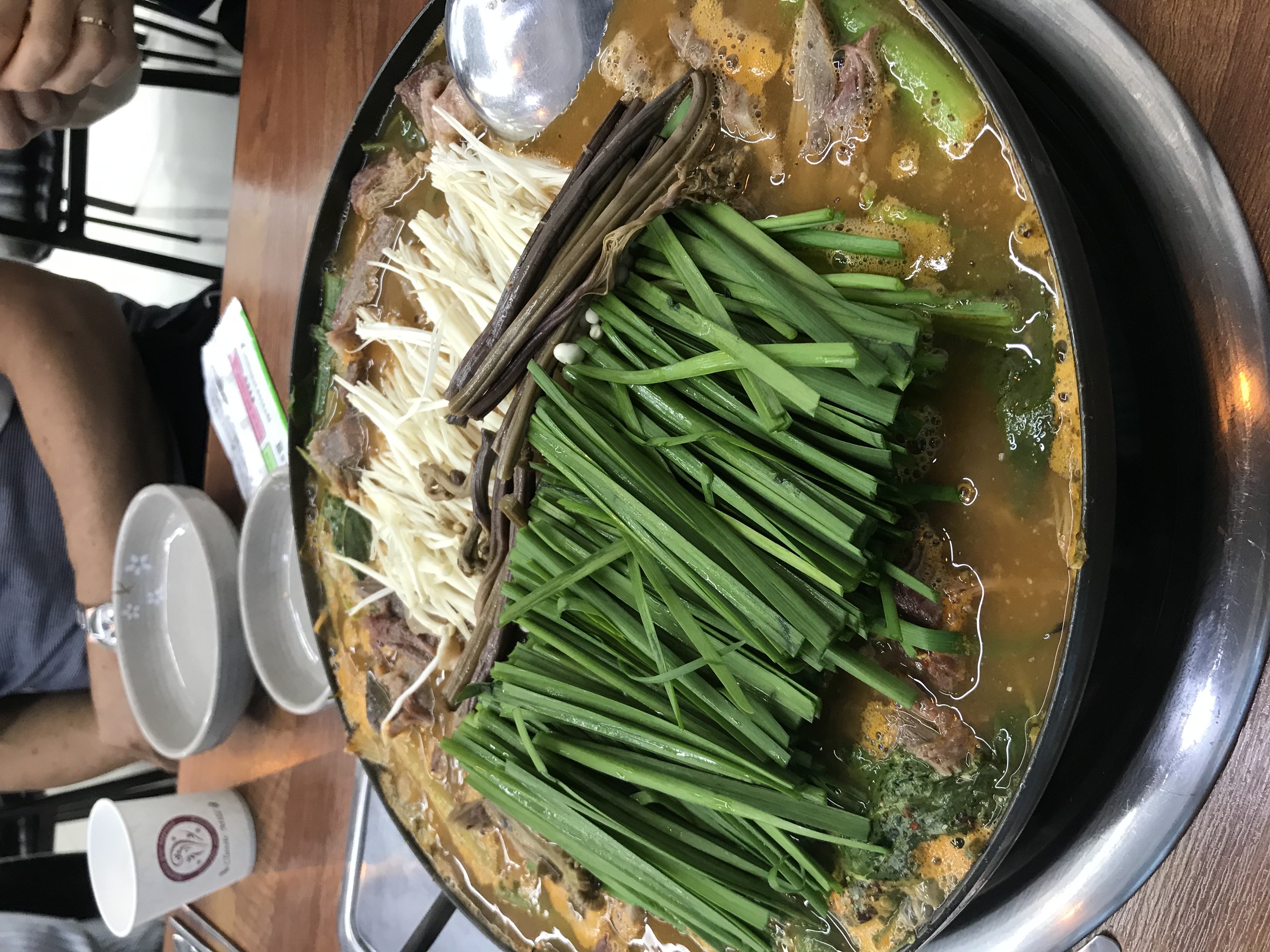 Ttukbangyeomsotang (뚝방염소탕) 1