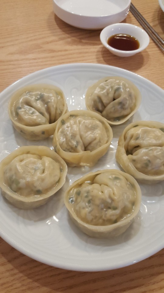 Tosokkalguksumandu (토속칼국수만두) 3