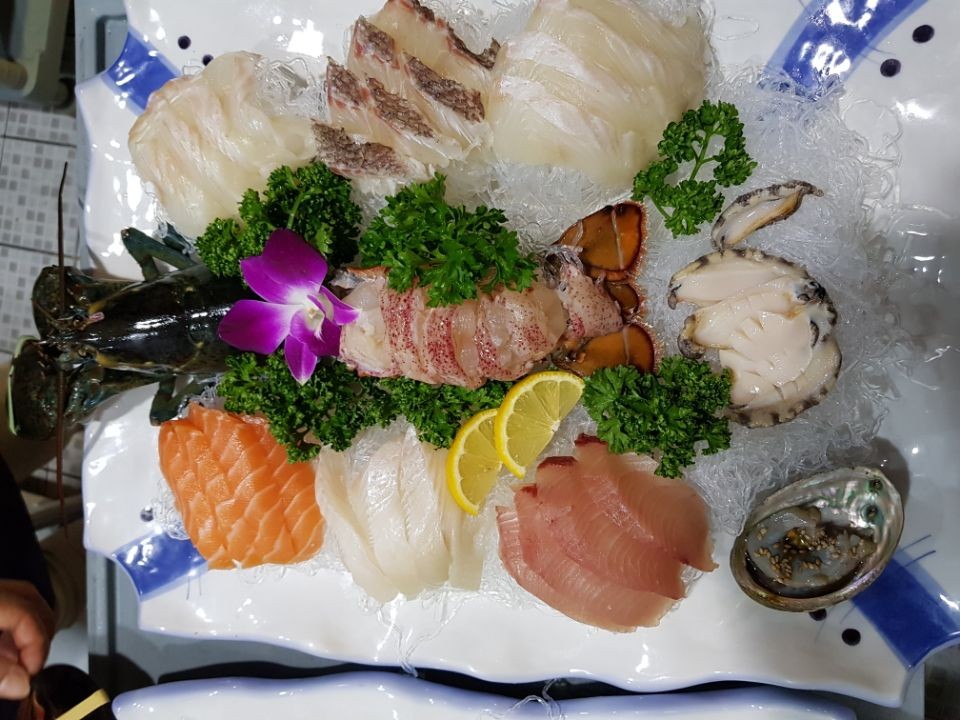 Sattohoetjip (사또횟집) 1