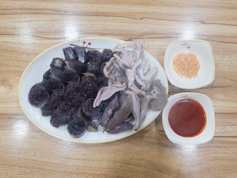 Gwangdeoksikdang 4