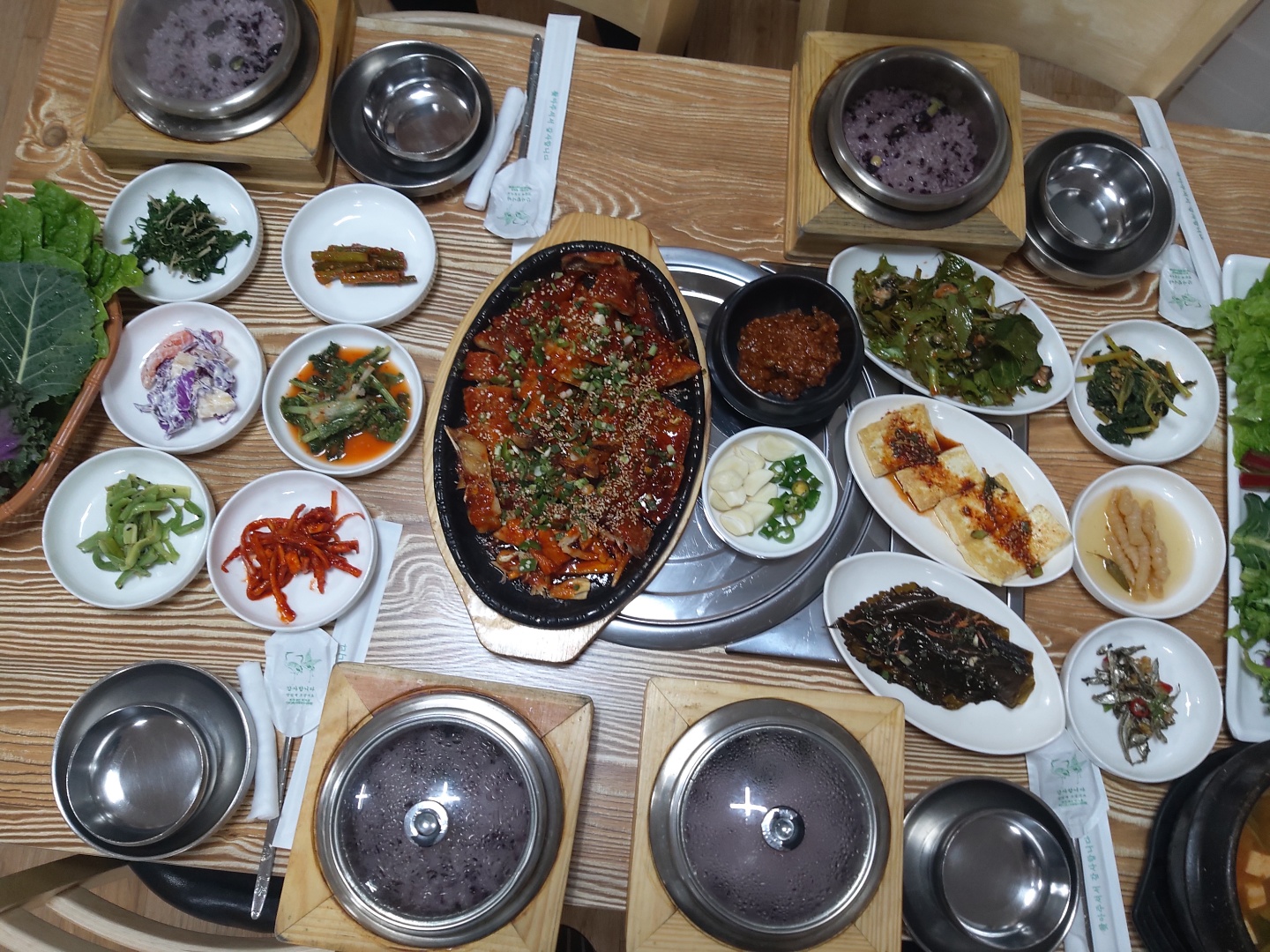 Bokdonginesondubussambap (복동이네손두부쌈밥) 3