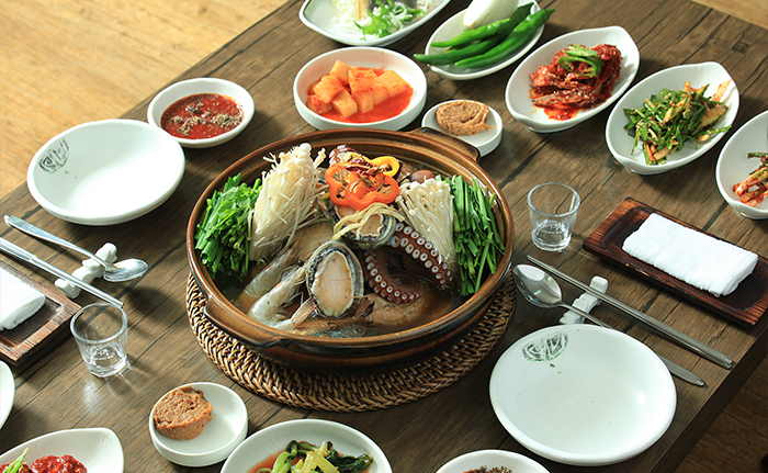 Ijosamgyetang (이조삼계탕) 2