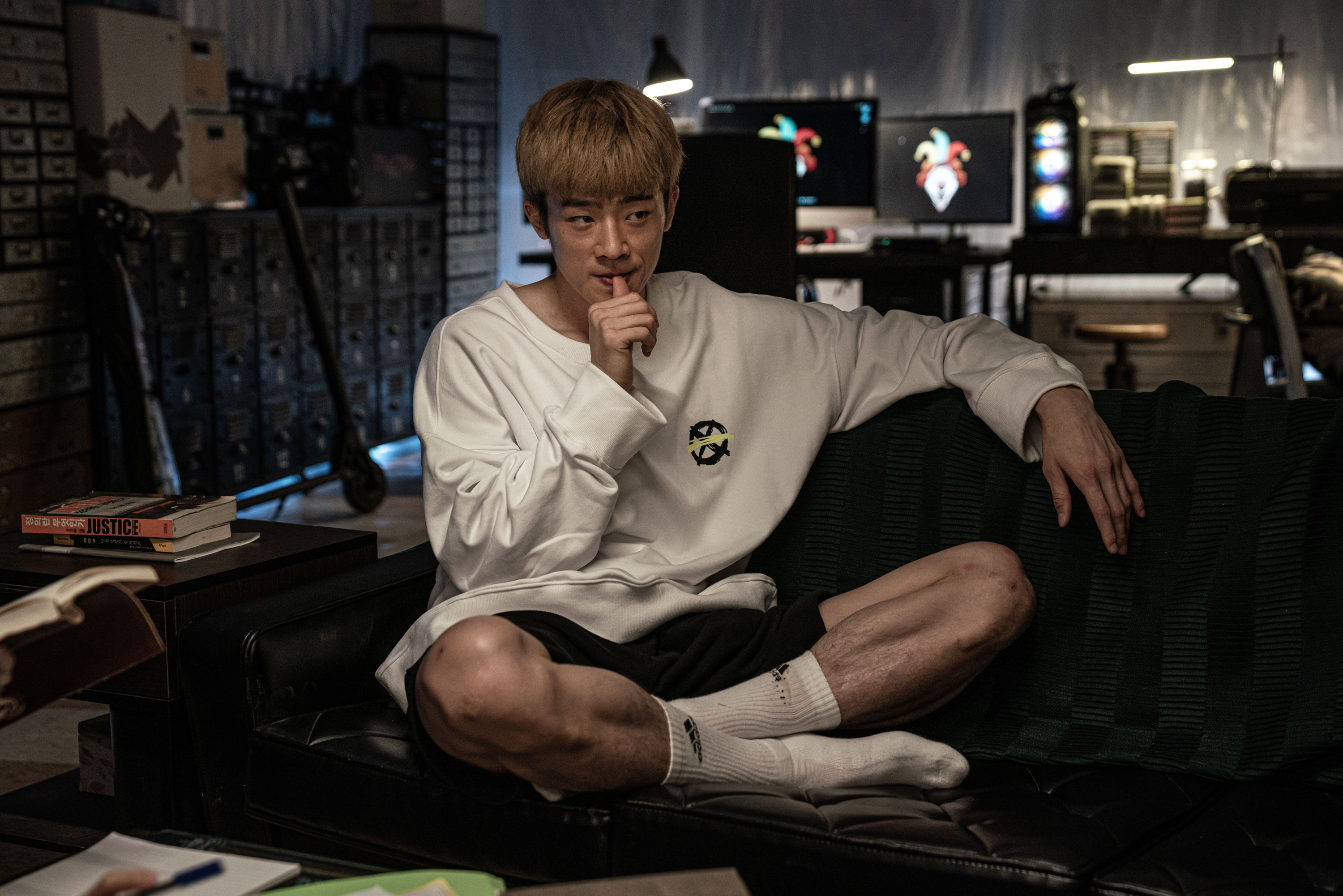 용루각: 비정도시