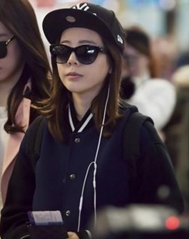 요즘 연애하는지 옷스타일이 달라진 써니