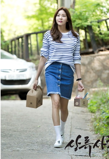 살 쭉빼고 나온 유이 최근 드라마 현장컷