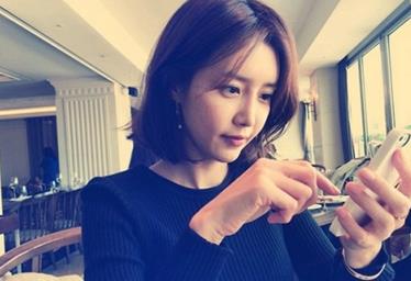 사람인지 인형인지 구분이안가네><