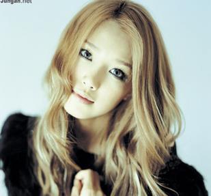 사람인지 인형인지 구분이안가네><