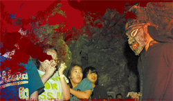 [커버스토리] 저승사자 쫓아오고 벽에선 손이 불쑥..원없이 비명 지르며 뛰어다녔죠