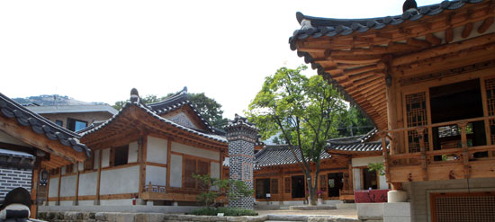 남·북 밀담 나눴던 오진암, 전통 체험장 변신