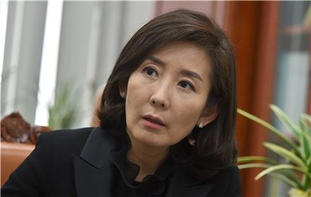 그누가 치고 올라와도 도저히 범접할수없는 클래스가 있다vs아니다 이젠 넘을수 있는 벽이다 | 인스티즈