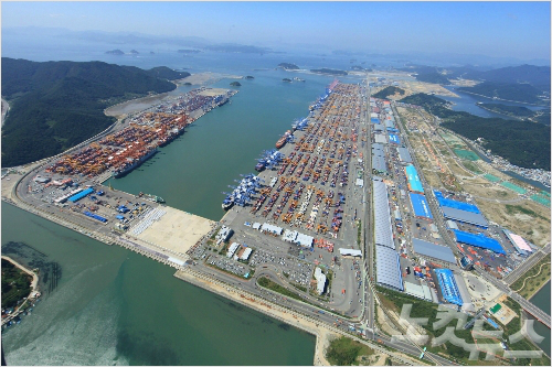 올해 부산항 '컨' 화물 2천만개 시대 연다