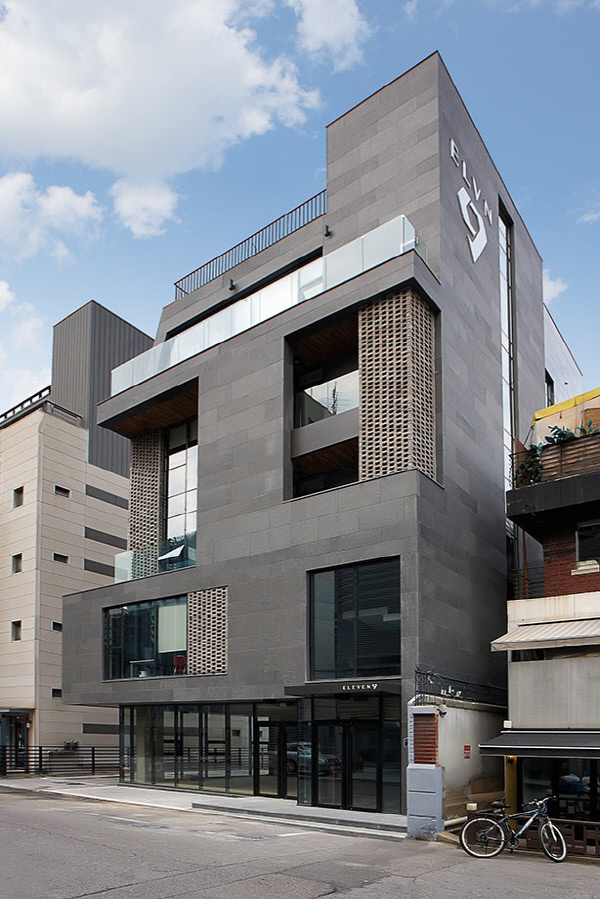 세븐 1인 기획사 '일레븐나인' 사옥 공개..건물 디자인에 세븐 참여