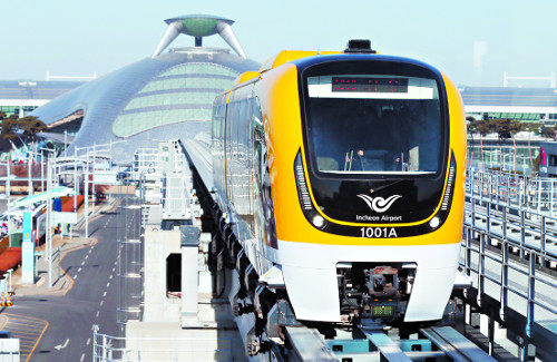 도시형 자기부상열차 세계 두 번째 개통.. 인천국제공항∼용유동 운행