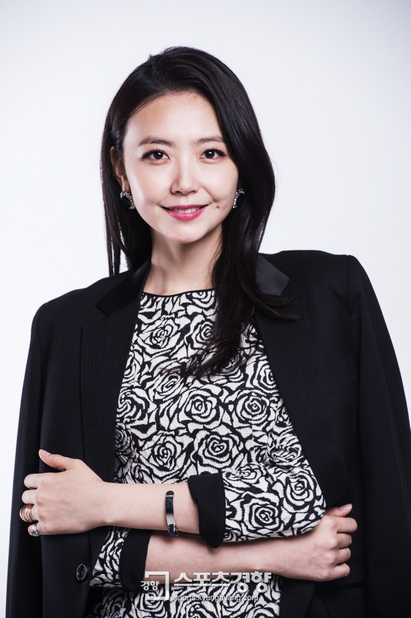 [화보] 임성언, '꽃보다누나'에서 청초 발랄한 매력 뽐낼 수 있을까