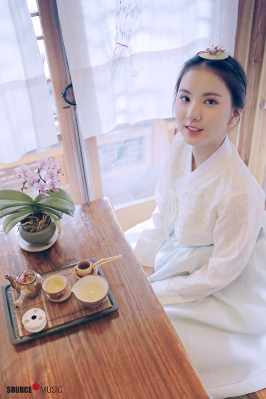여자친구 한복 여자친구 은하