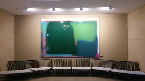 `한남더힐` 커뮤니티센터에 마련돼 있는 독일 출신 예술가 피터 짐머만(Peter Zimmermann)의 작품. /사진=신수현 기자