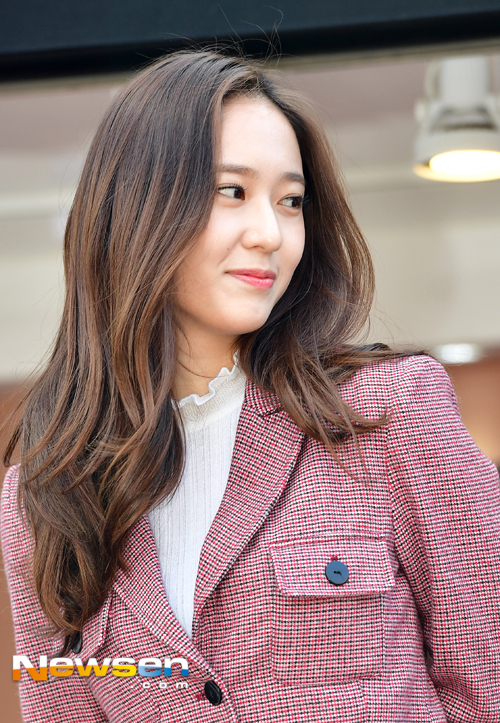 【krystal 郑秀晶】【活动】1007 代言品牌keds签名活动