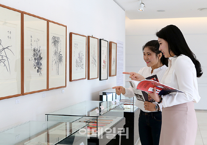 [포토] 조선 마지막 황태자비 '이방자 여사' 공예품 전시회
