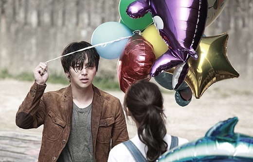 卞耀汉蔡喜珍采访电影你在哪里吗新闻采访图