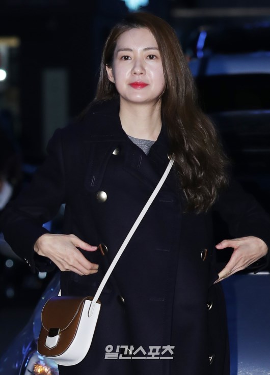 【李瑶媛 uie 等】【活动】0124 《不夜城》庆功宴