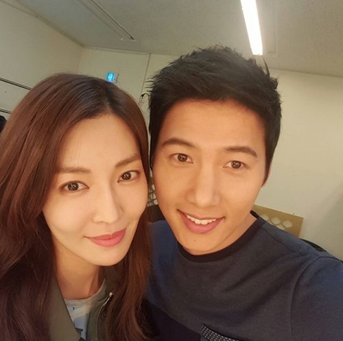 김소연 이상우, 결혼 앞둔 새 신랑·새 신부의 남다른 케미 김소연 이상우, 결혼 앞둔 새 신랑·새 신부의 남다른 케미