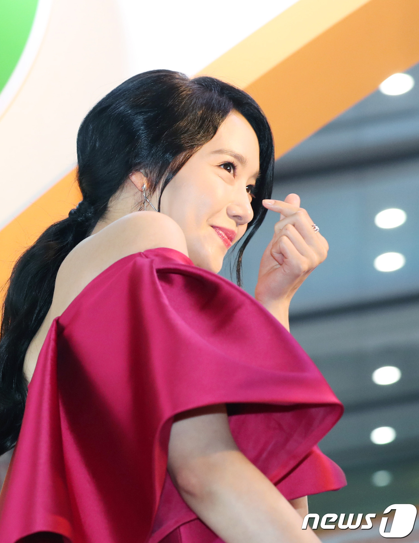 소녀시대 윤아, '치명적인 하트 뿅~'
