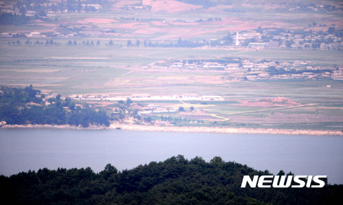 잇따른 귀순에 적막감 흐르는 북한