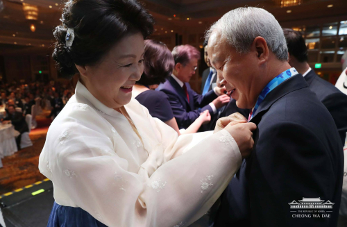 긴여사 이미지