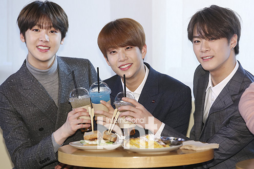 엠제이플레이 이미지