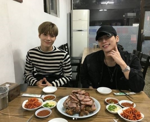 성우족발 이미지