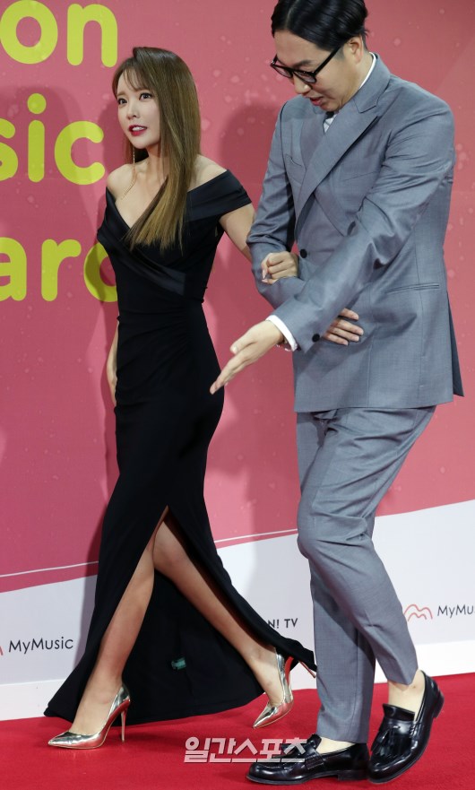 에스코트 이미지