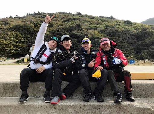(주)라이브웍스컴퍼니 이미지
