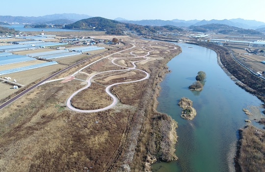 지구환경건설 이미지