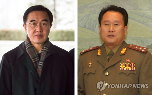 조명균-리선권, 남북 고위급회담 수석대표 (서울=연합뉴스) 우리측과 북측의 수석대표인 조명균 장관(왼쪽)과 북한 리선권 조평통 위원장. 2018.1.7 [연합뉴스 자료사진]  photo@yna.co.kr  (끝)