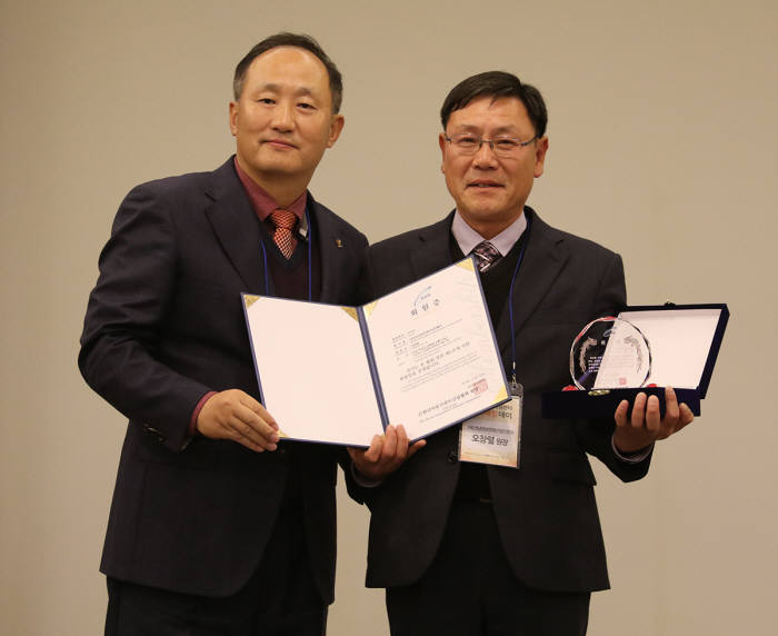 뮤즈먼트 이미지