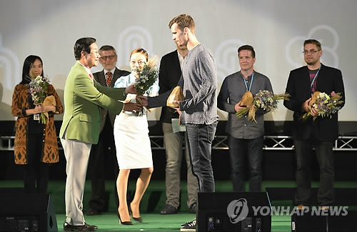 사단법인 제천국제음악영화제 이미지