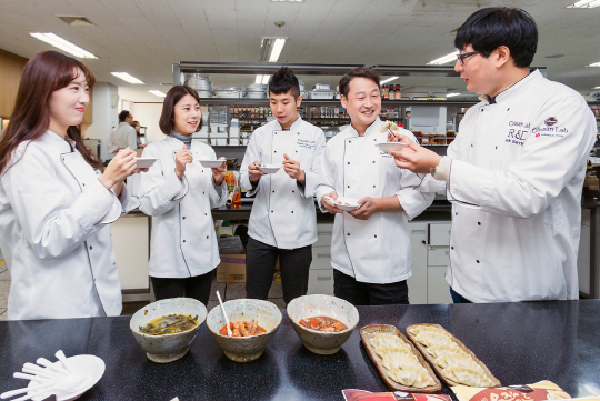 신세계푸드 직원식당 이미지