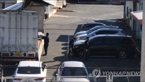 다스 본사 압수수색 [연합뉴스 자료사진]