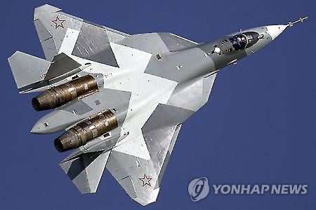 러시아가 개발 중인 차세대 스텔스 전투기 Su-57 시제기[연합뉴스 자료 사진]