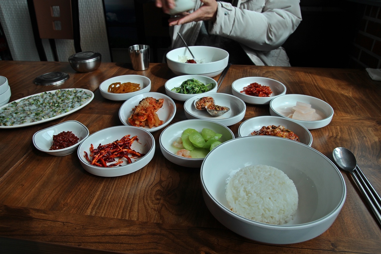 산낙지탕탕이